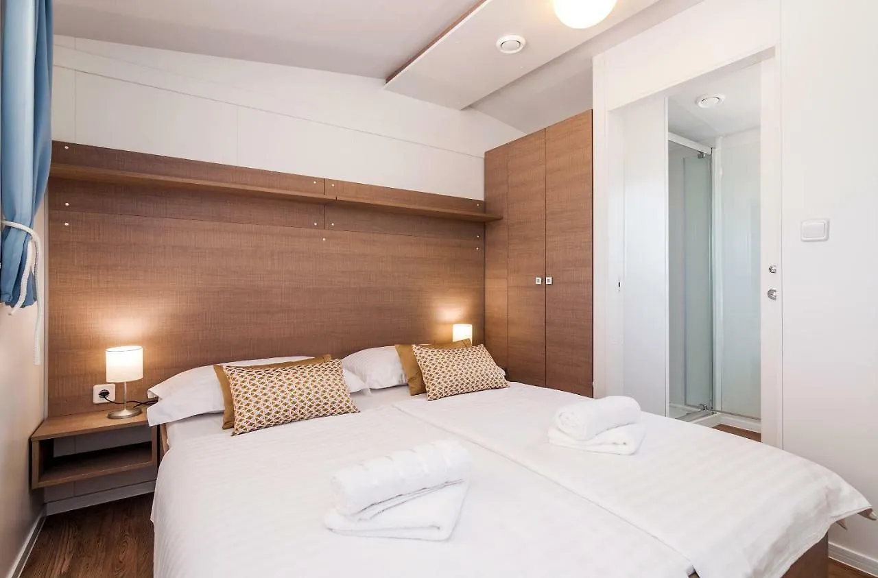 Hotel Camp San Antonio Biograd Na Moru 0*,