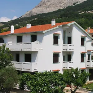 apartments-mohar-ii.primorje-gorskikotar.com/